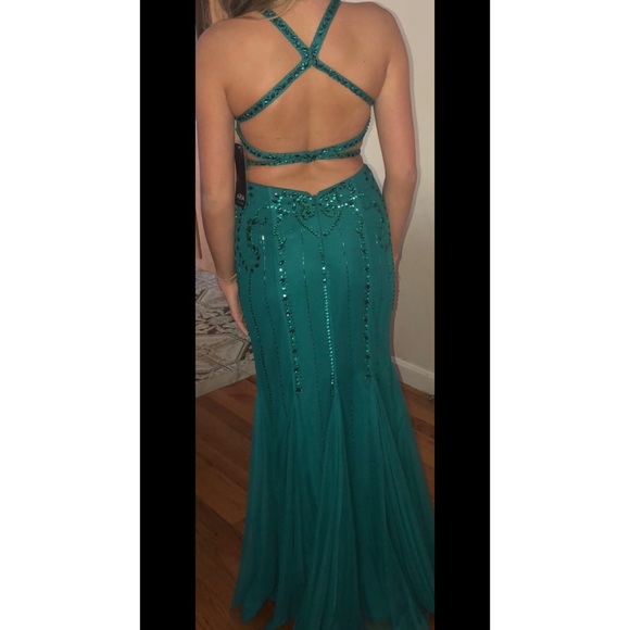 Prom Dress - Picture 3 of 3